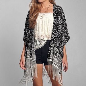 Abercrombie & Fitch fringe kimono